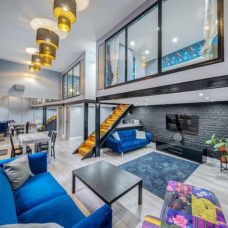 Azure Oasis In The Heart Of The City Budapest Kültér fotó