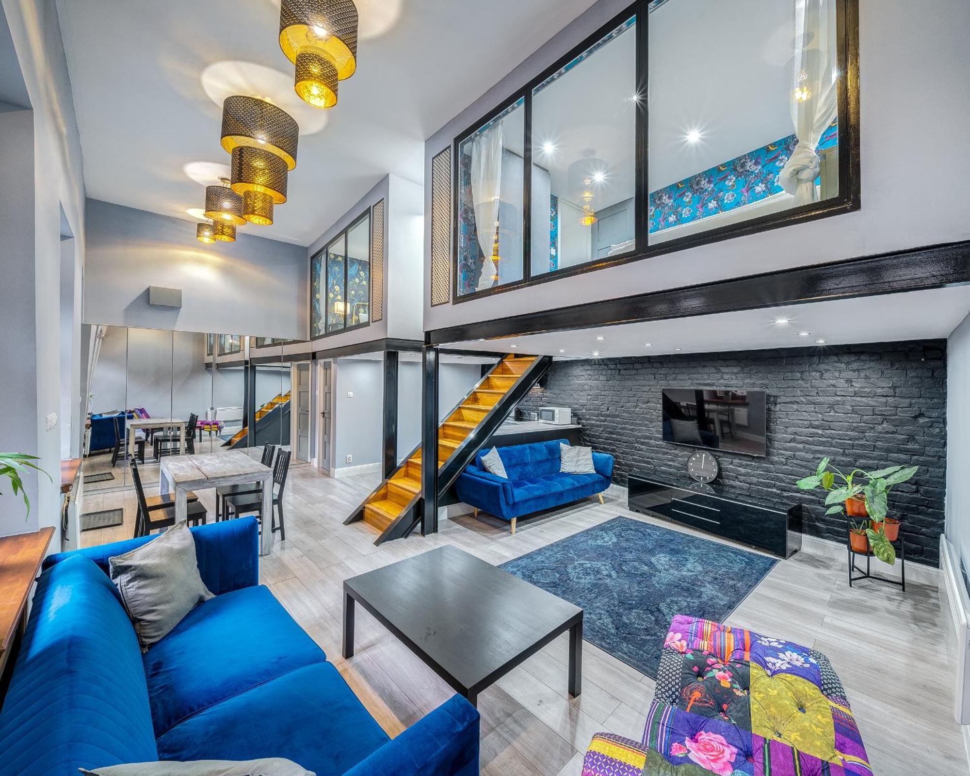 Azure Oasis In The Heart Of The City Budapest Kültér fotó